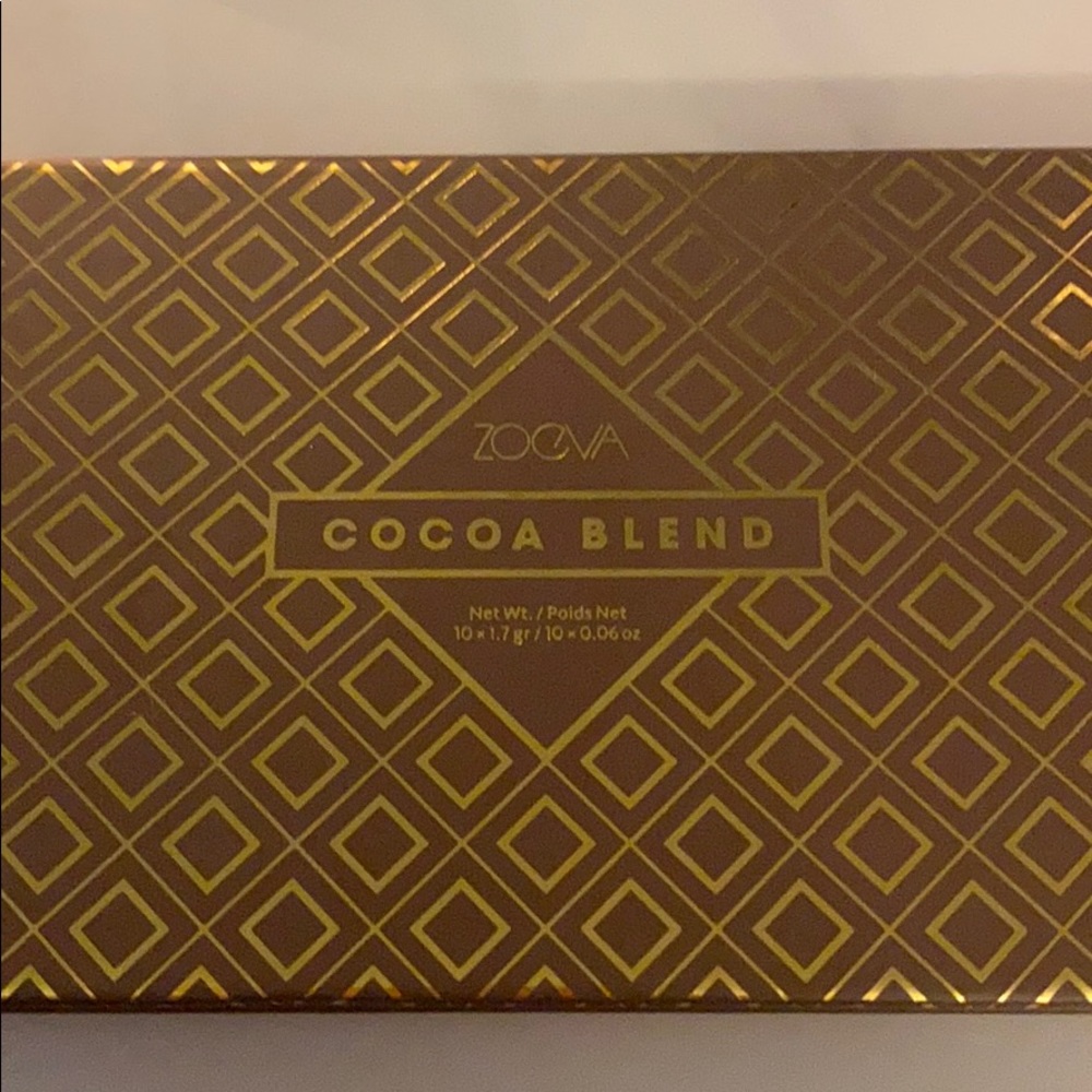 Zoeva Cocoa Blend Palette